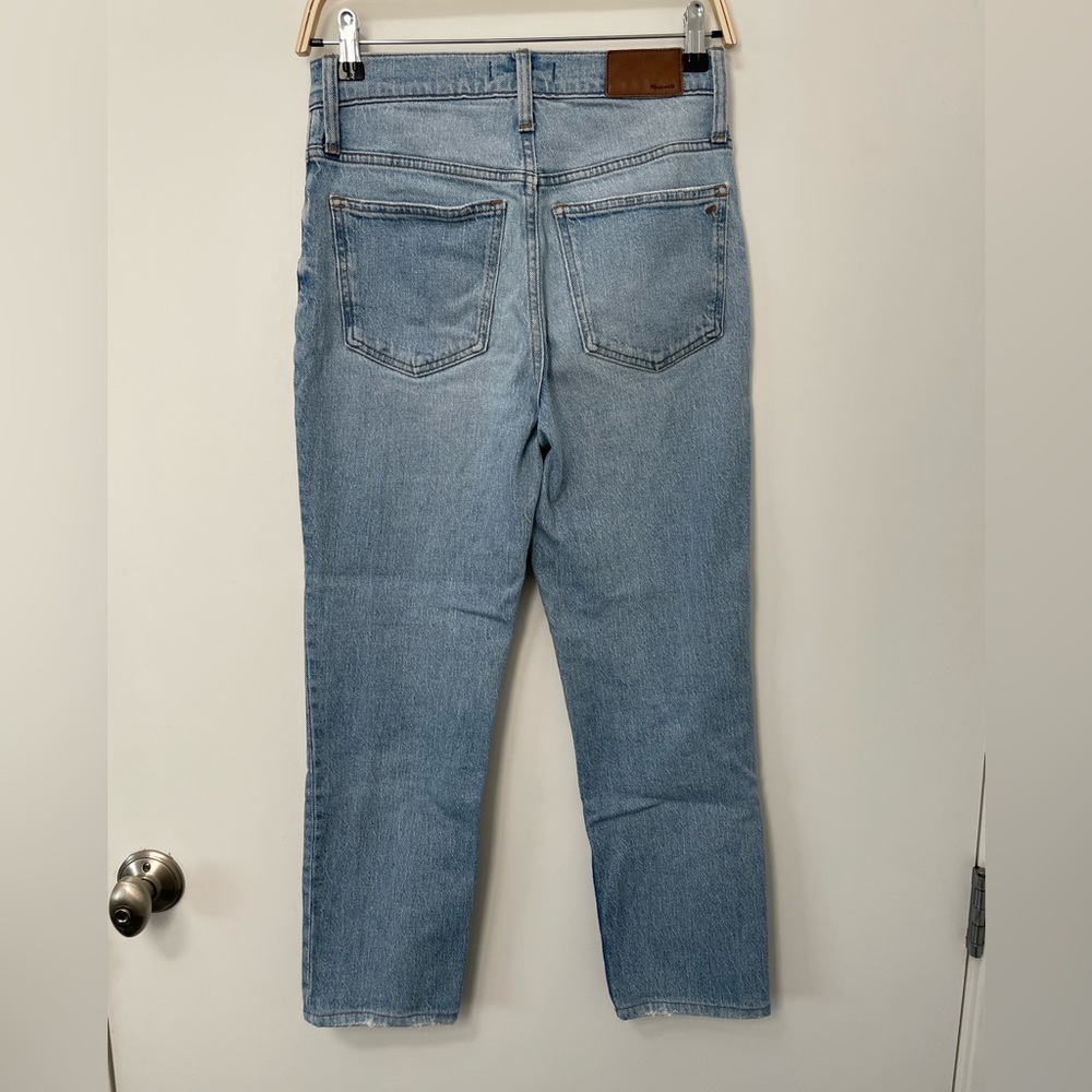 Madewell Petite Perfect Vintage Jean in Banner Wash - Picture 7 of 13